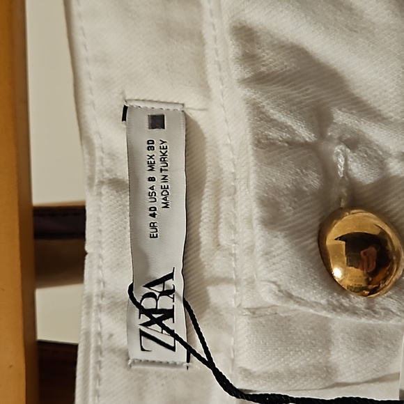 ZARA Wide Leg Cropped Pant with Gold Button Details - NWT - Picture 5 of 6